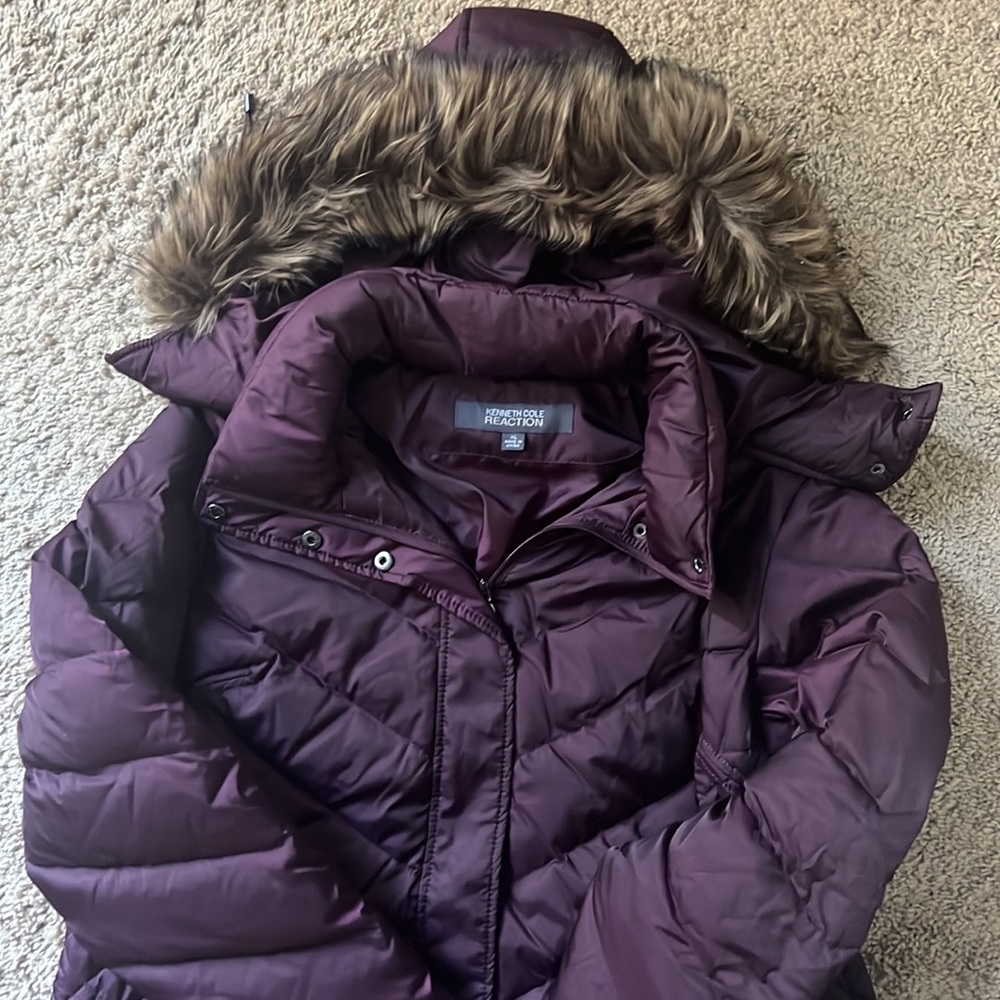 Coats - Picture 2 of 4